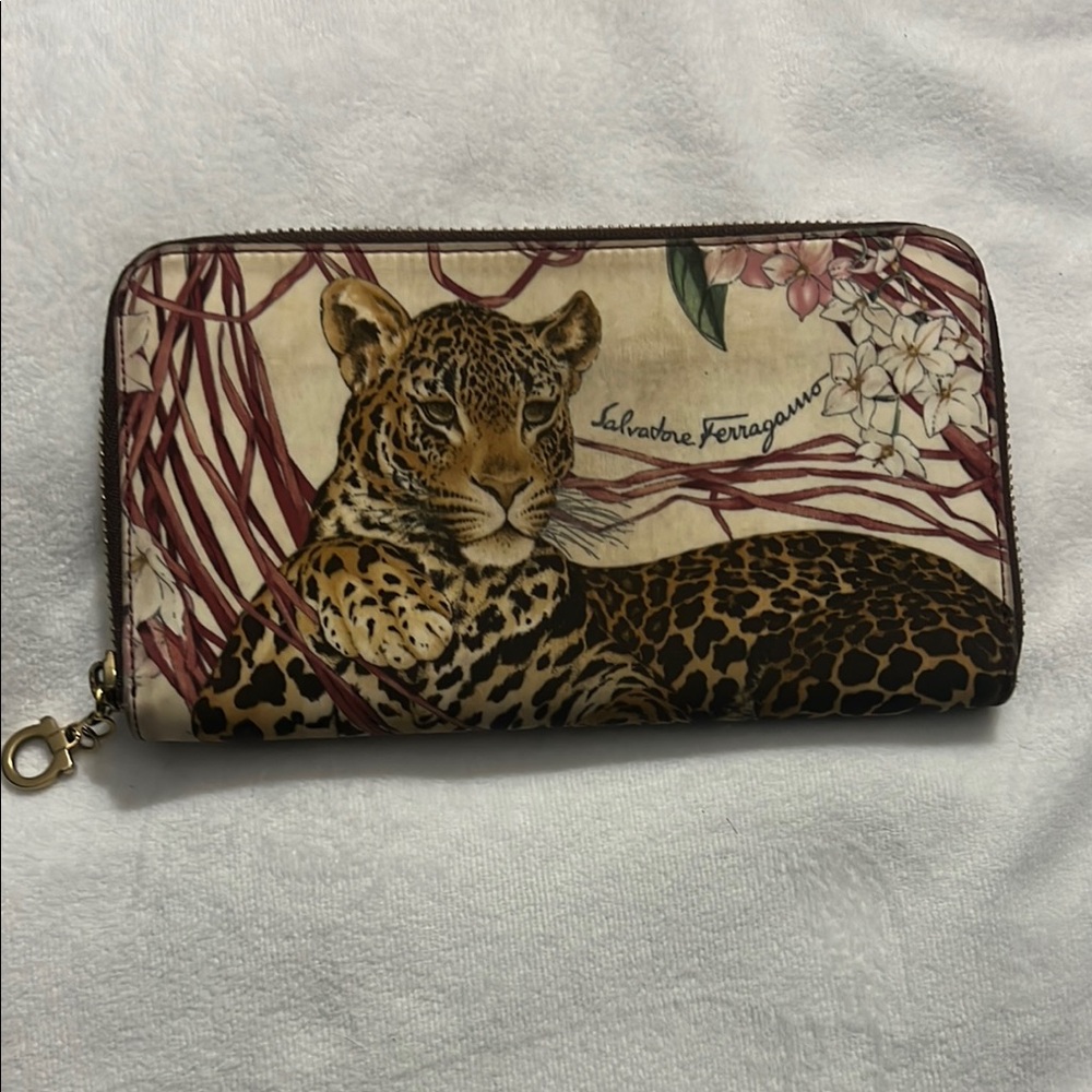 Salvatore Ferragamo Leopard Print Zipper Wallet